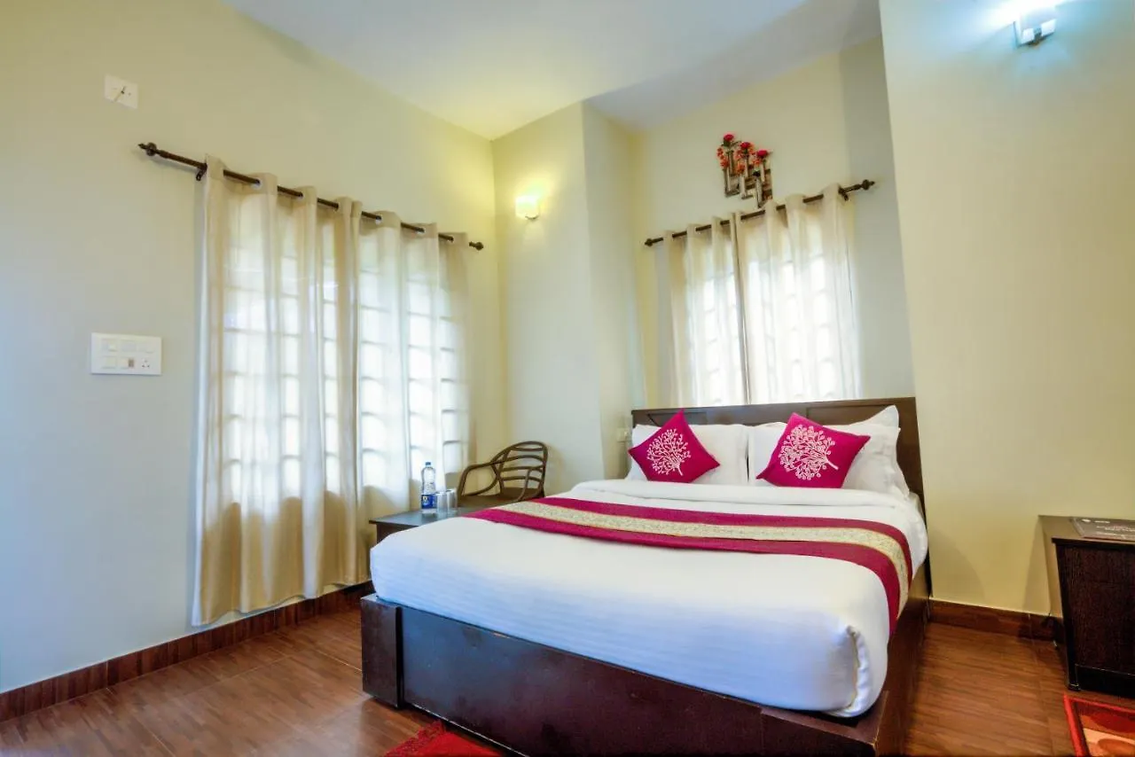 Oyo 9676 Karapuzha Island Resort Meppādi الهند